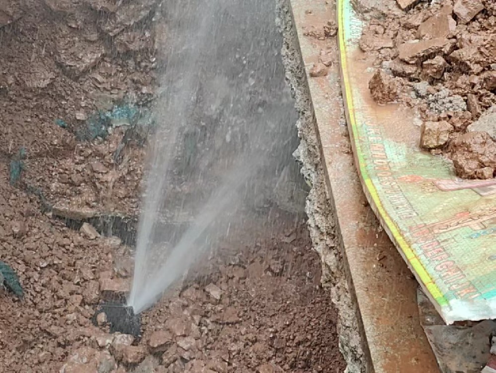 湘潭九华示范区消防水管漏水检测定点开挖